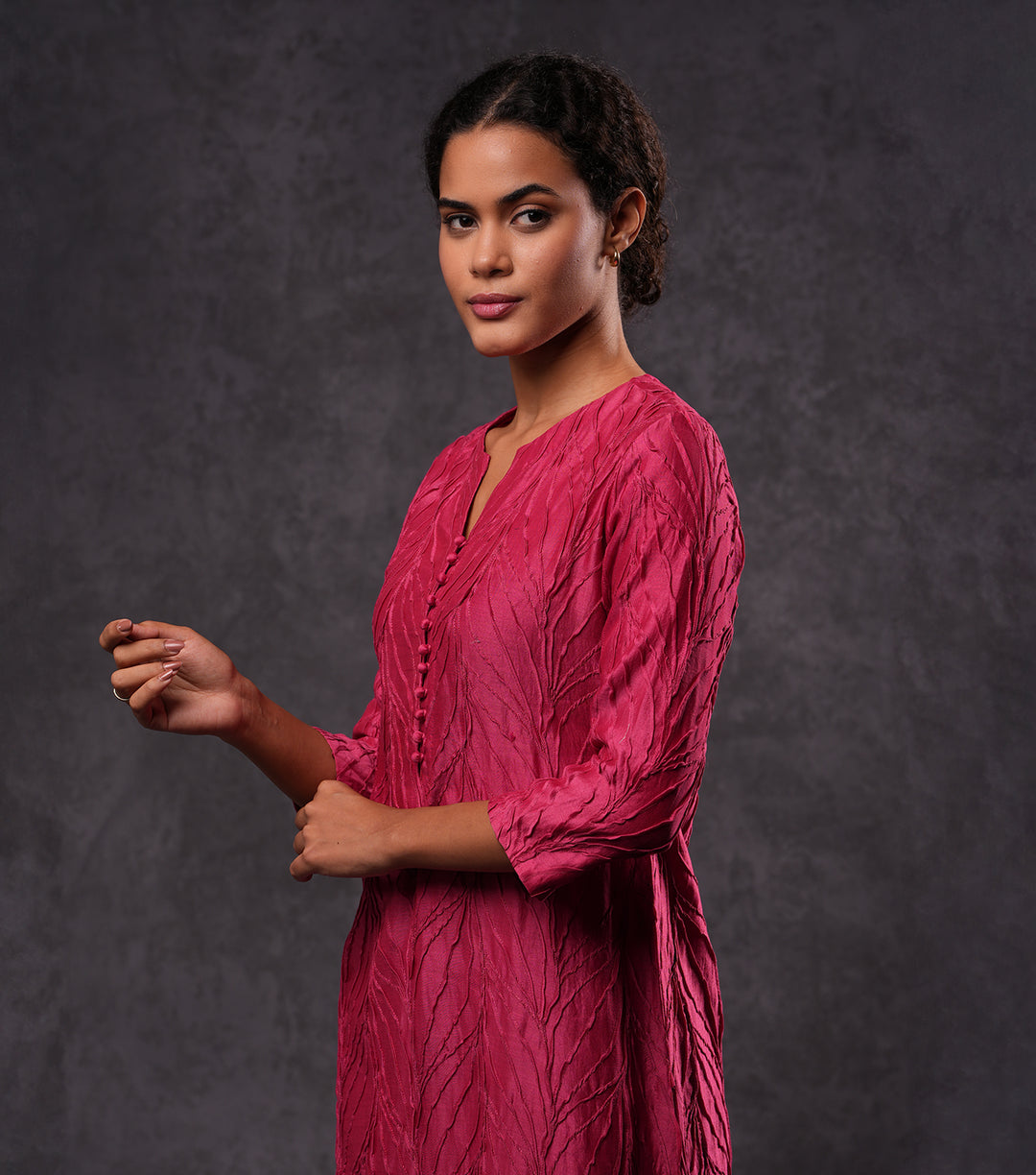 Textured Cotton Silk Pink Kurta with Gota Dupatta & Pants