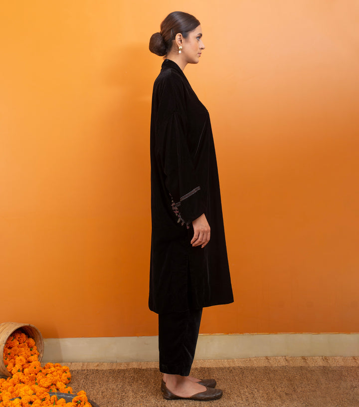 Black Embroidered Velvet Kurta