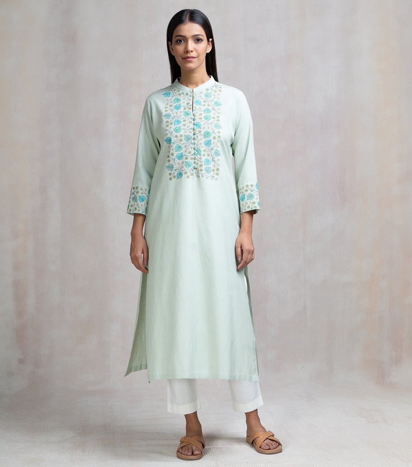 Thread Embroidered Cotton Linen Kurta