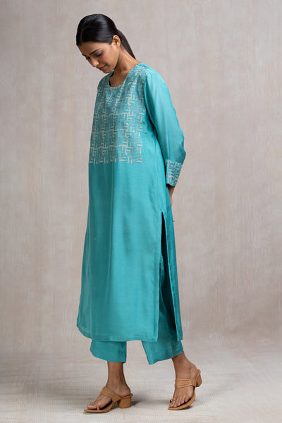 Embroidered Chanderi Kurta Set with Pants & Dupatta