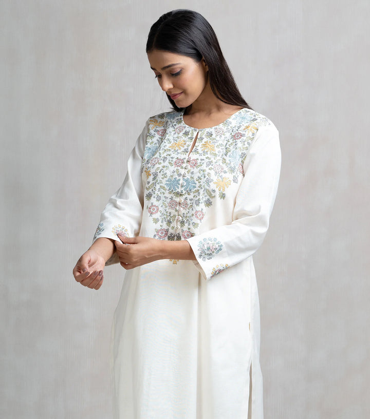 Thread Embroidered Cotton Linen Kurta