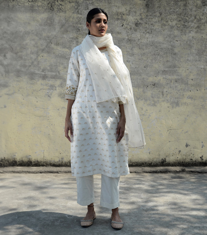 White & Gold Brocade Kurta Set With Organza Dupatta