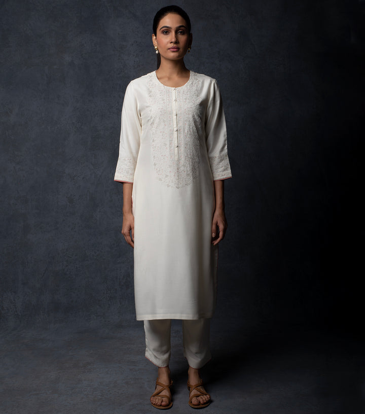 Ivory Thread Embroidered Muslin Suit Set