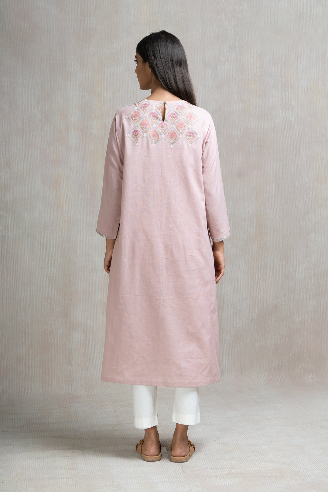 Thread Embroidered Cotton Linen Kurta