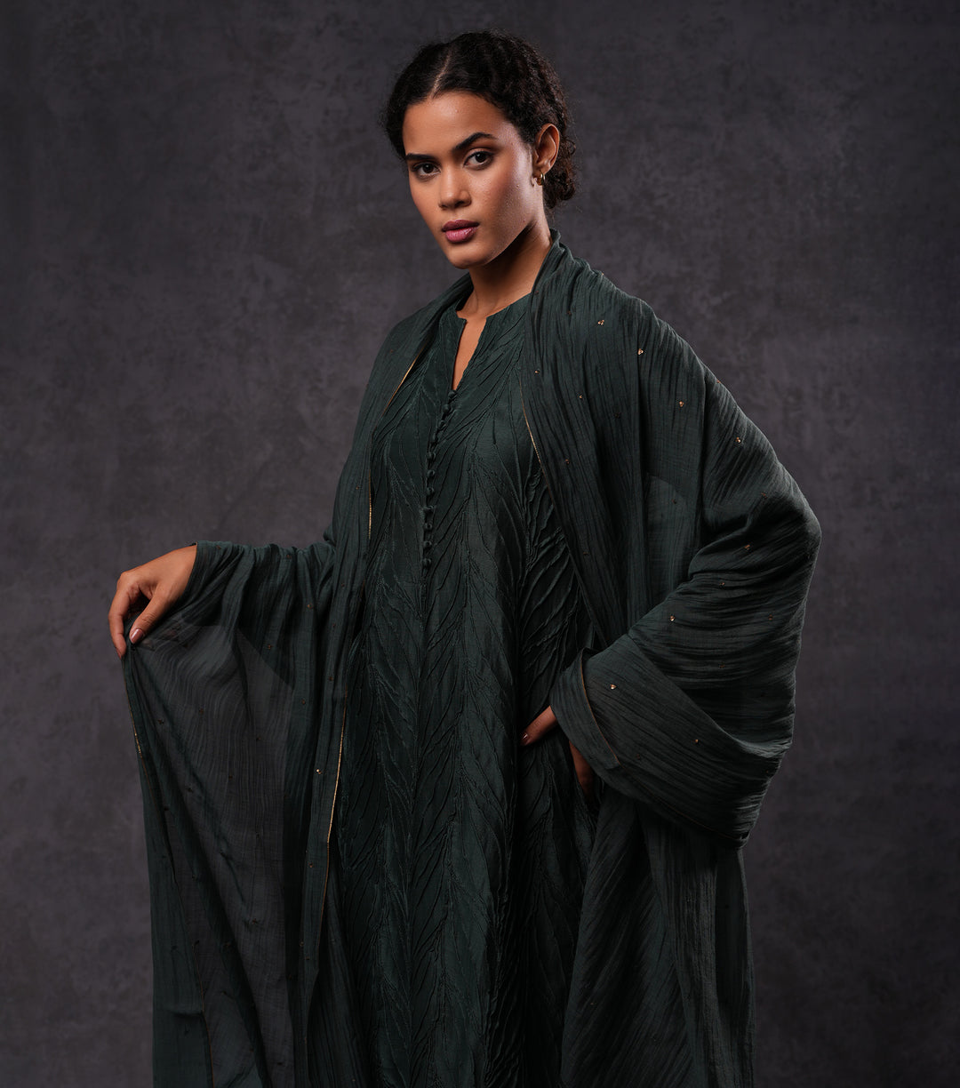 Textured Cotton Silk Forest Green Kurta Set with Gota Dupatta & Pants