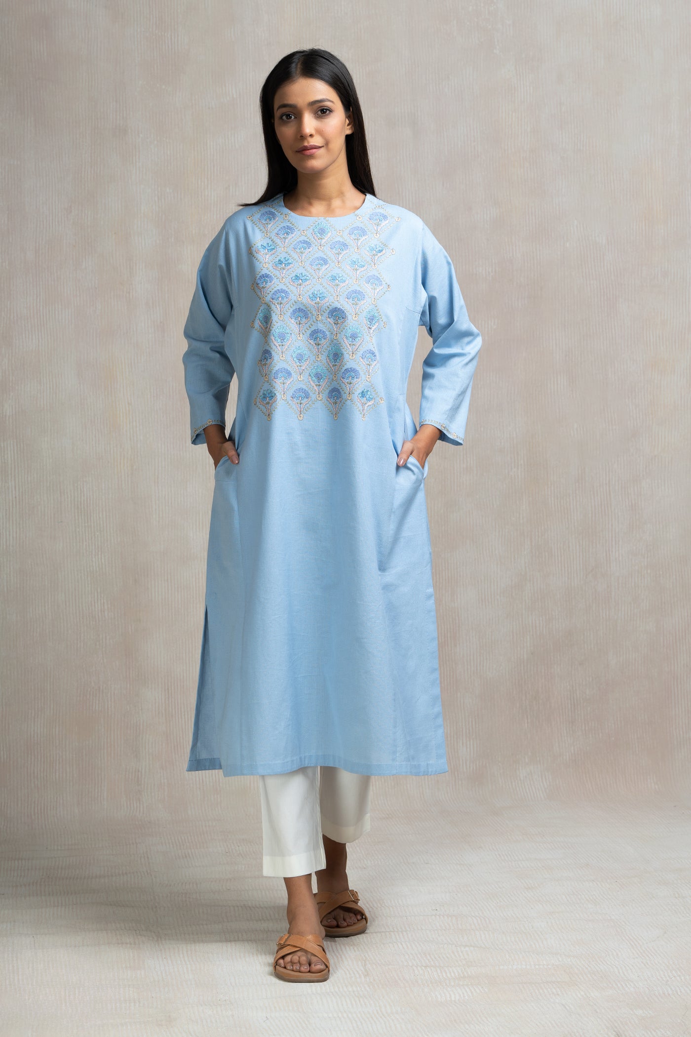 Thread Embroidered Cotton Linen Kurta