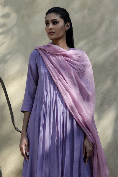 Mauve Thread Embroidered Kurta Set with Dupatta