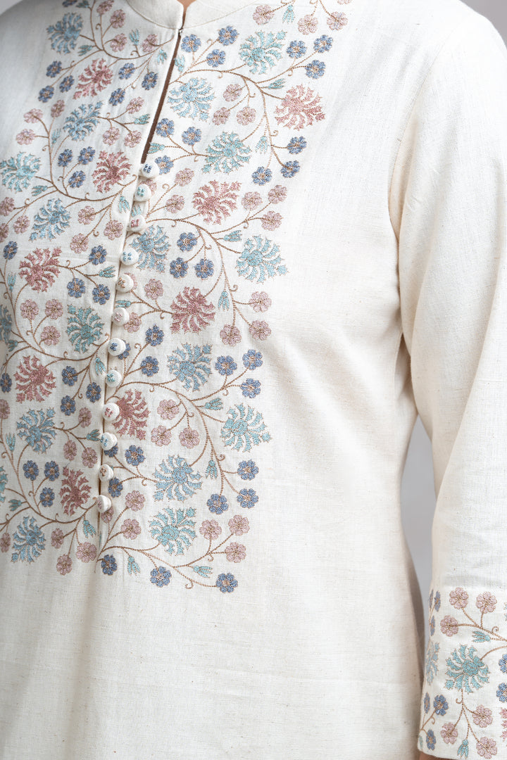 Thread Embroidered Cotton Linen Kurta