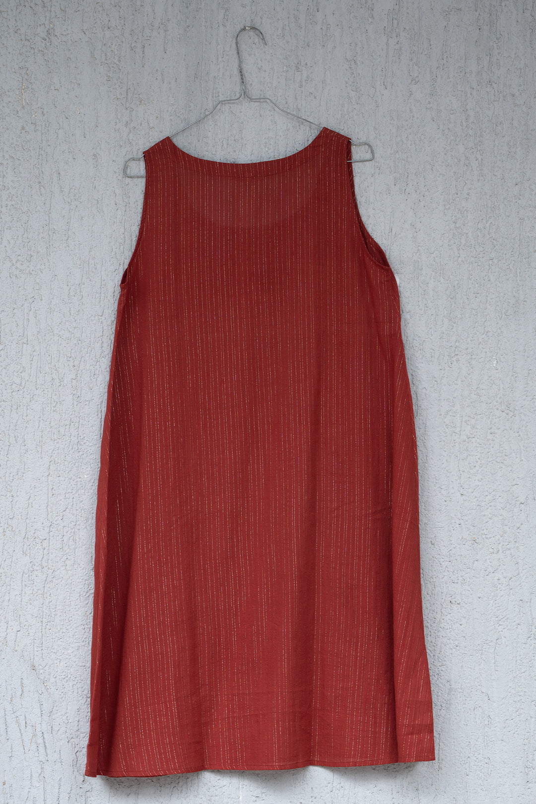 Red Zari Embroidered Chanderi Kurta with Slip