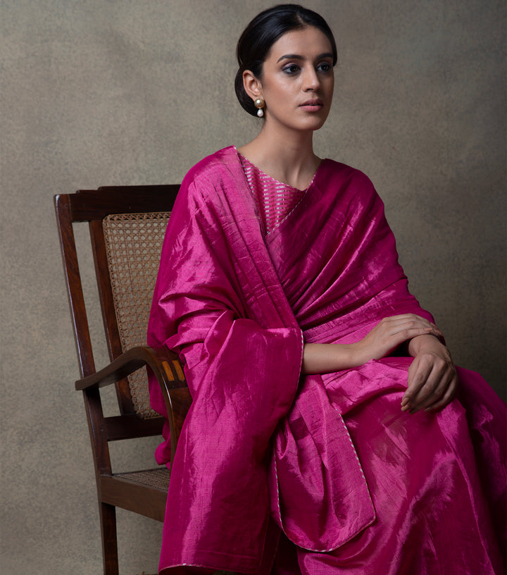 Magenta Solid Tissue Saree