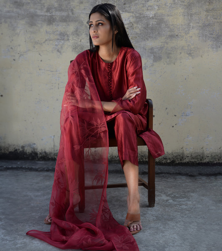 Maroon Organza Floral Embroidered Dupatta