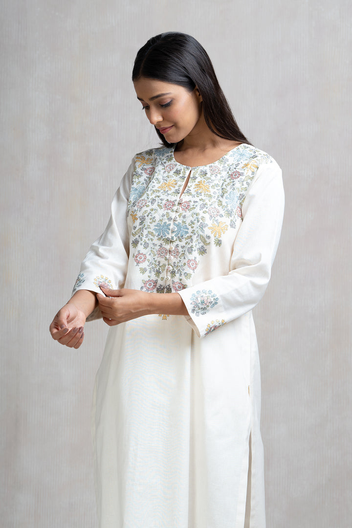 Thread Embroidered Cotton Linen Kurta