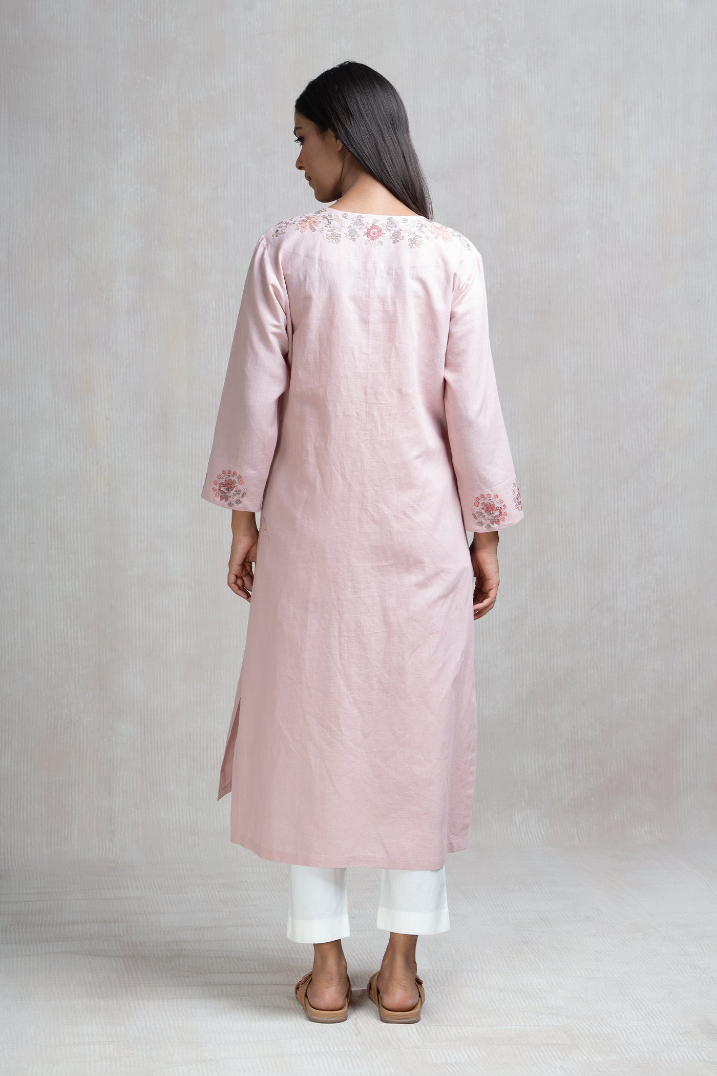 Thread Embroidered Cotton Linen Kurta