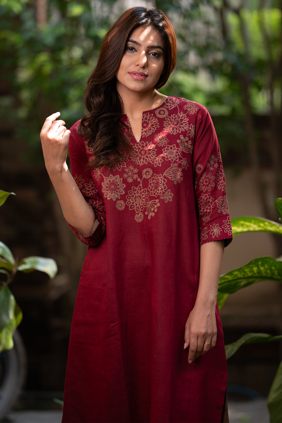 Maroon embroidered linen kurta