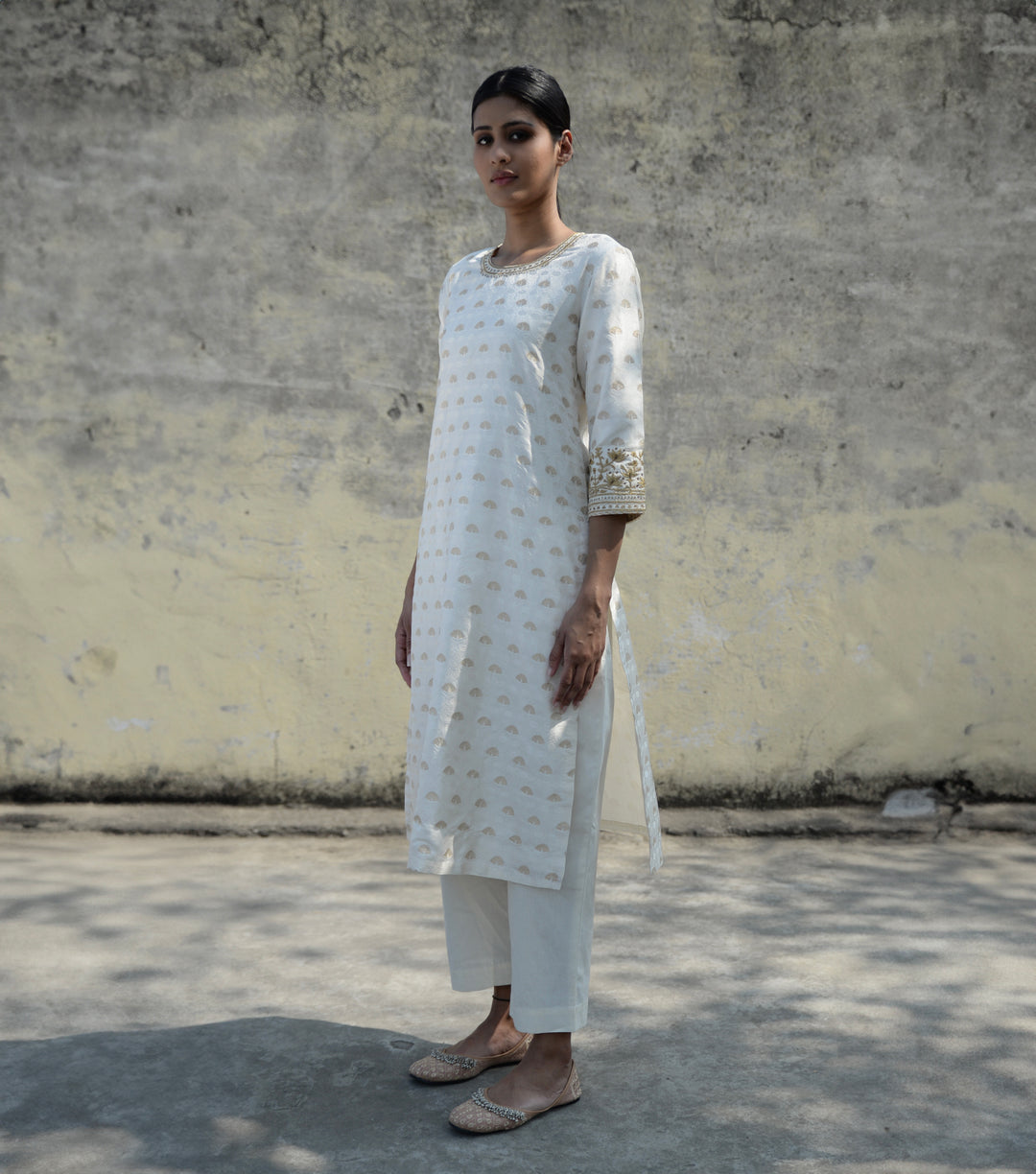 White & Gold Brocade Kurta Set With Organza Dupatta