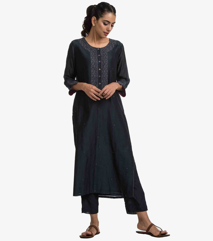 Navy blue chanderi embroidered kurta