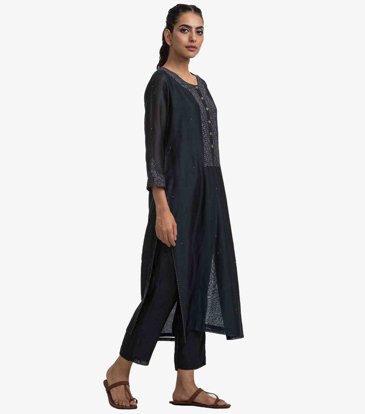 Navy blue chanderi embroidered kurta