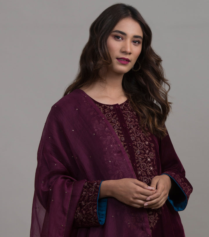 Wine Organza embroidered Dupatta