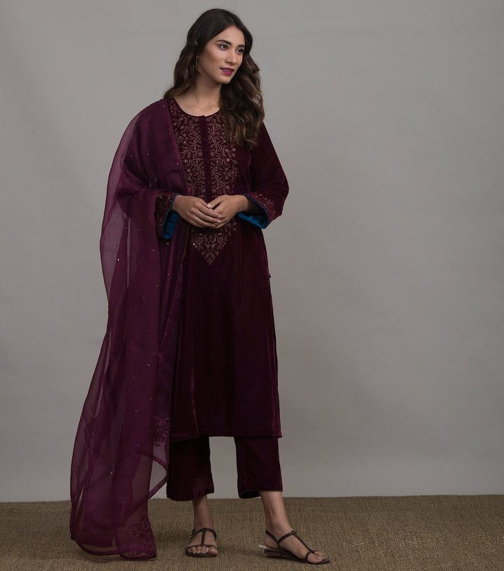 Wine Organza embroidered Dupatta