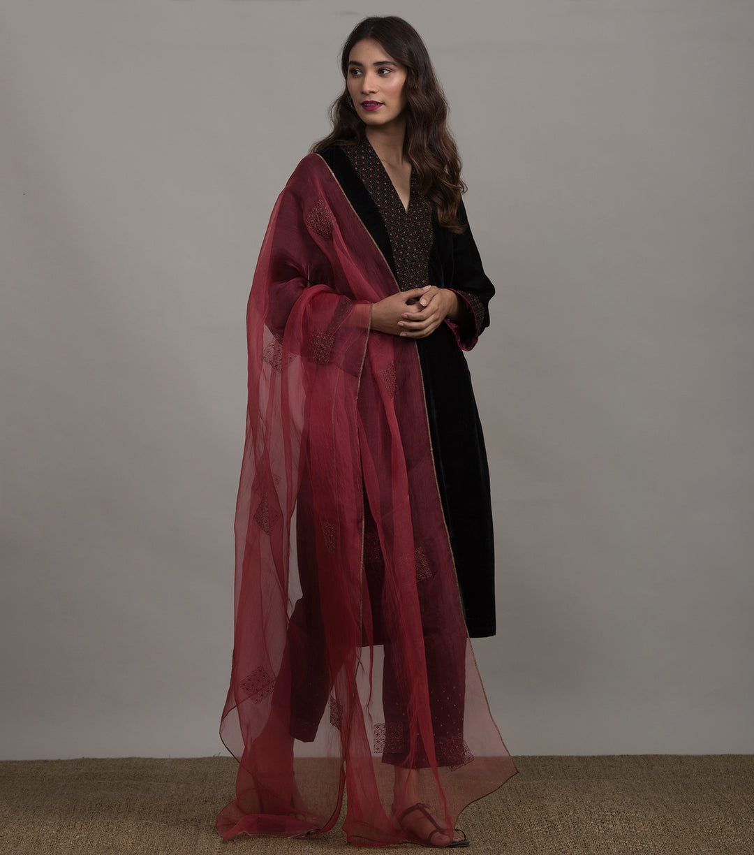 Coral organza dupatta