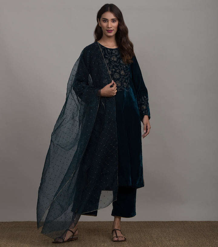 Dark blue organza dupatta