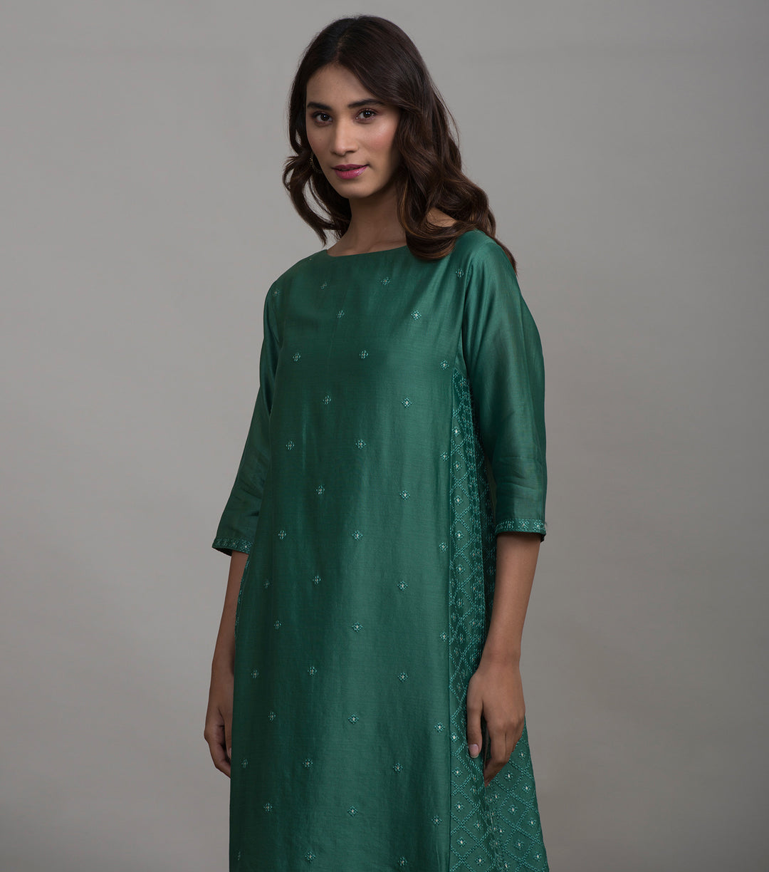 Green embroidered chanderi kurta