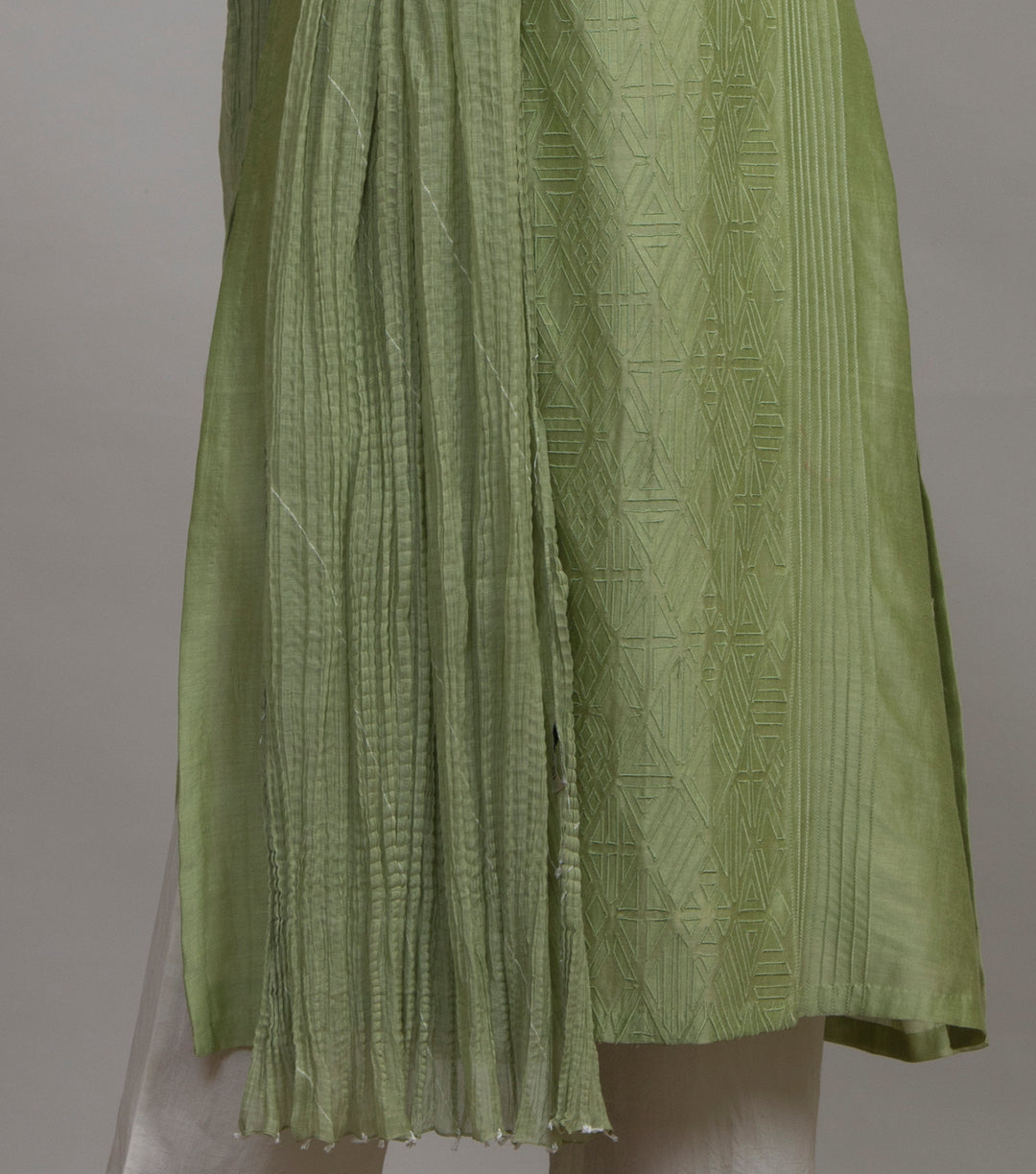 Green crinckled chanderi dupatta