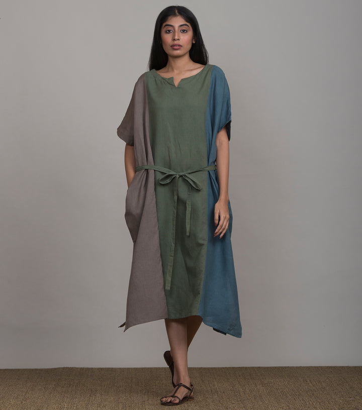 Green linen kaftan