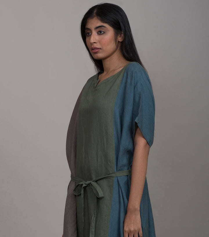 Green linen kaftan