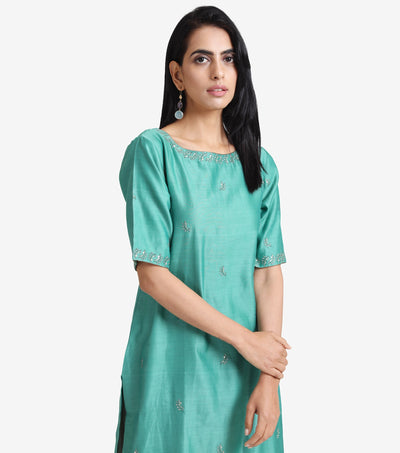 Green chanderi embroidered kurta