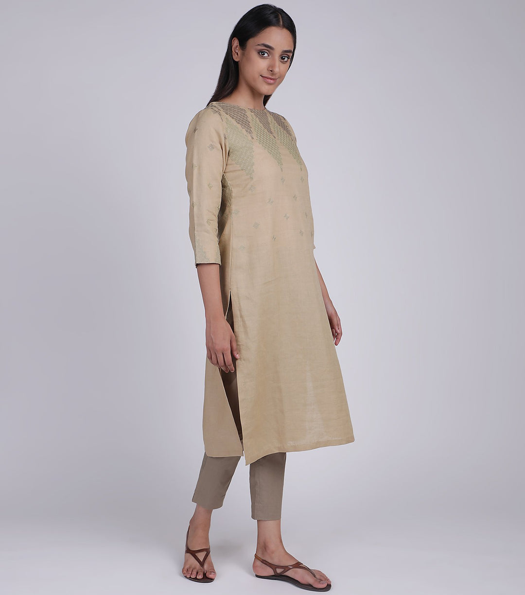 Veg Embroidered kurta