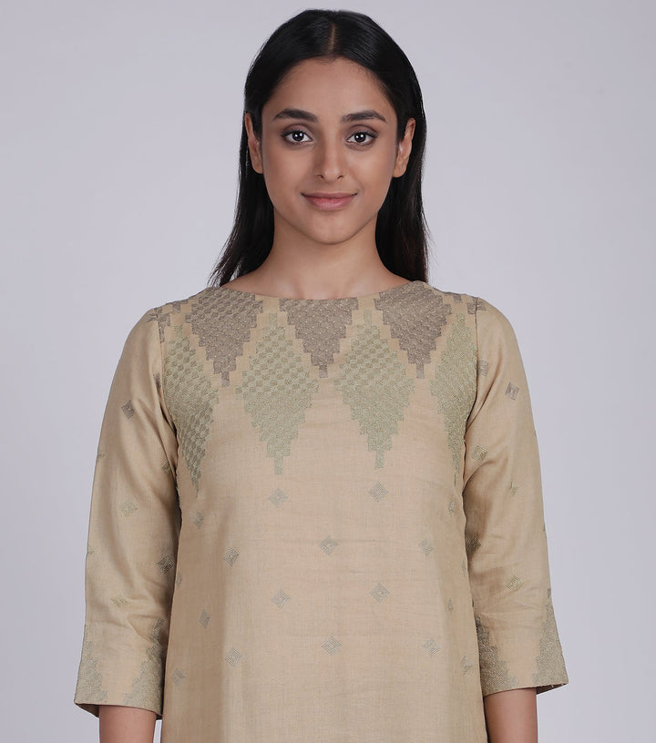 Veg Embroidered kurta