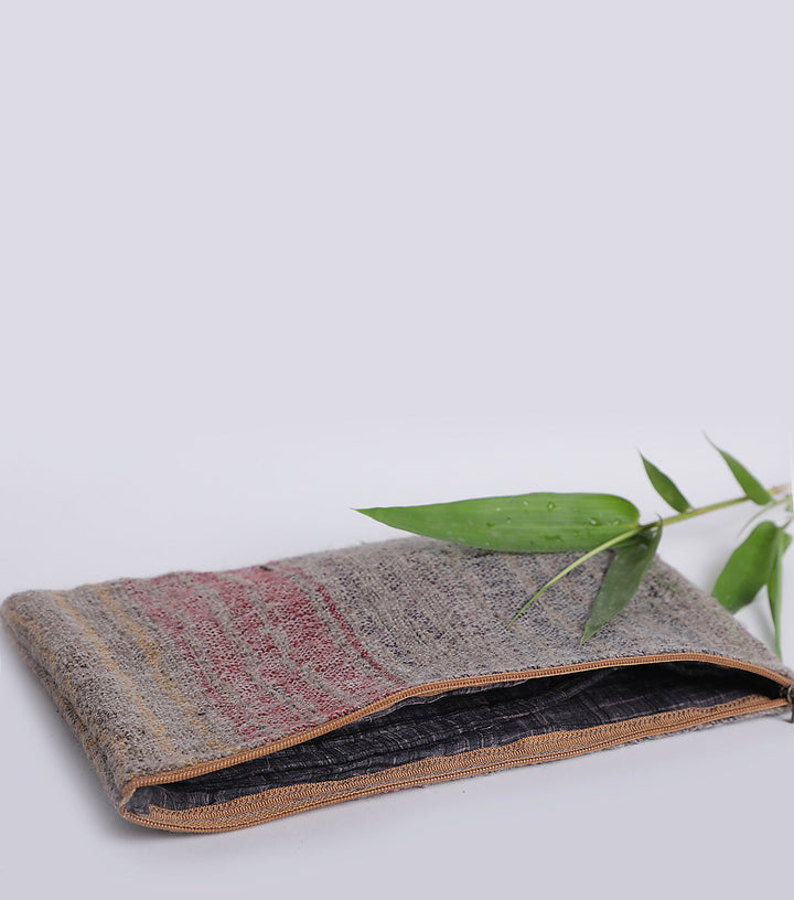 Woolen Silk Pouch