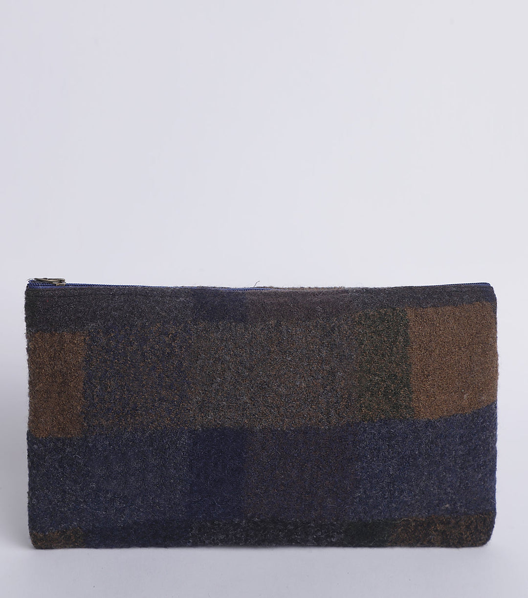 Woolen Silk Pouch