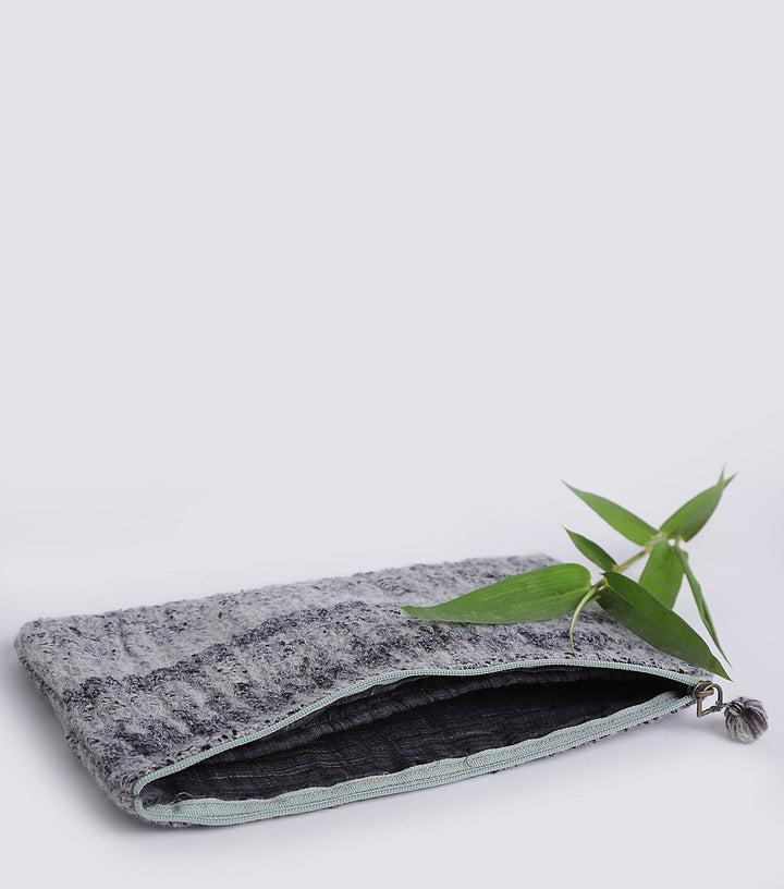 Woolen Silk Pouch