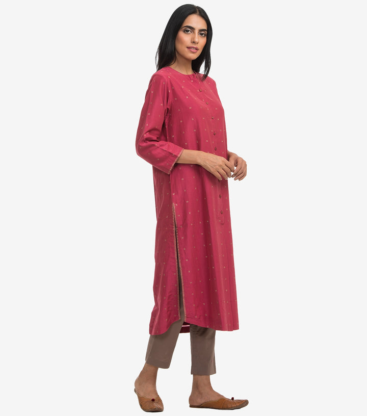 Magenta cotton silk embroidered kurta