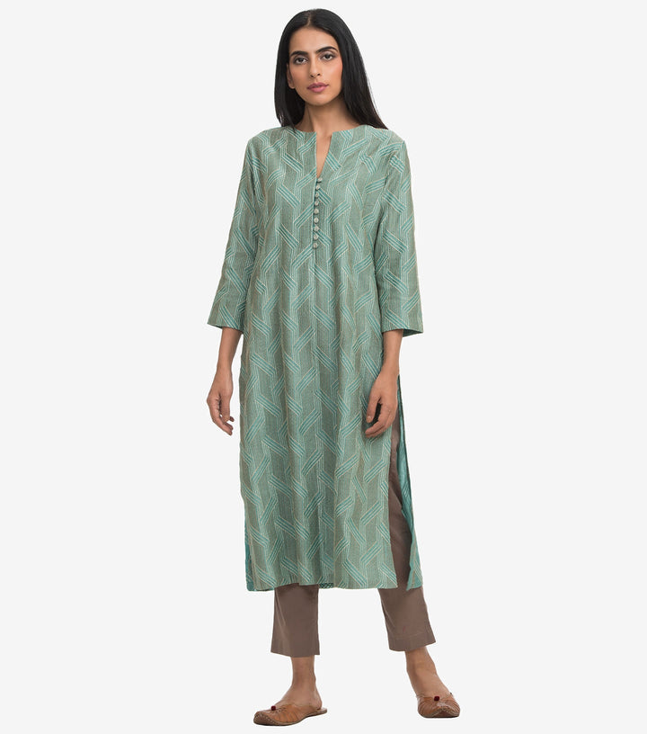 Green chanderi embroidered kurta