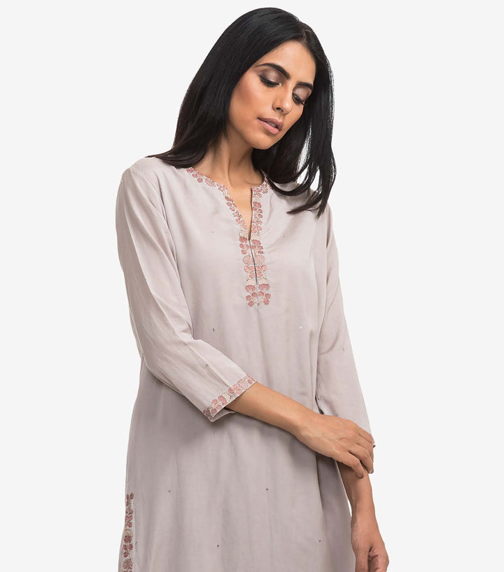 Grey chanderi embroidered kurta