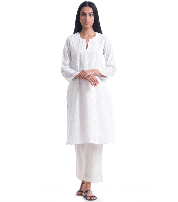 White Cotton Embroidered Kurta