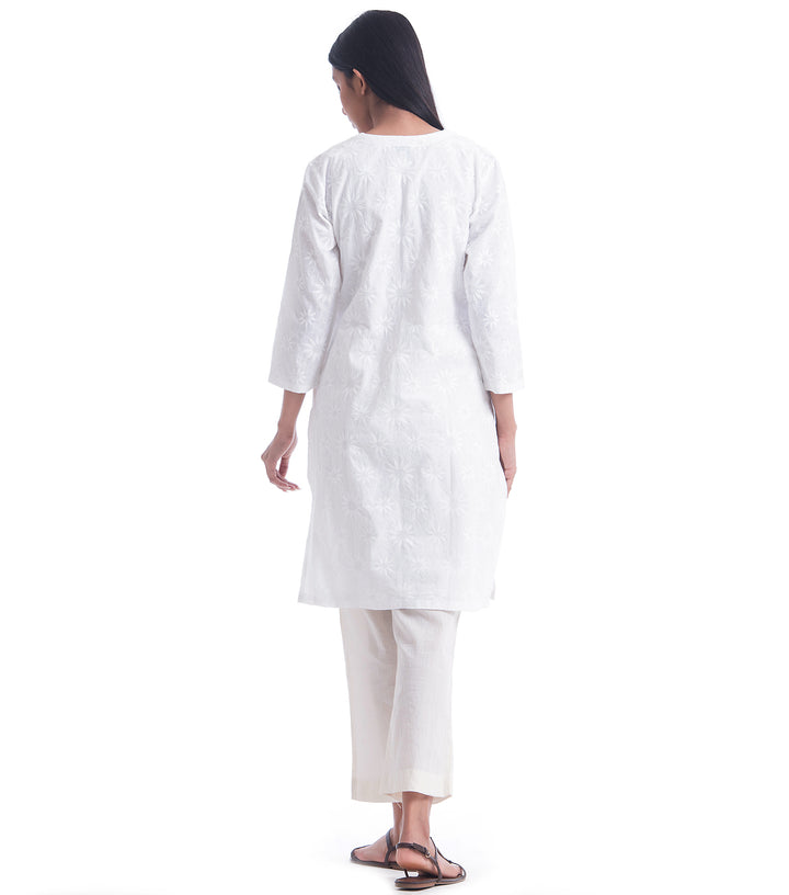 White Cotton Embroidered Kurta