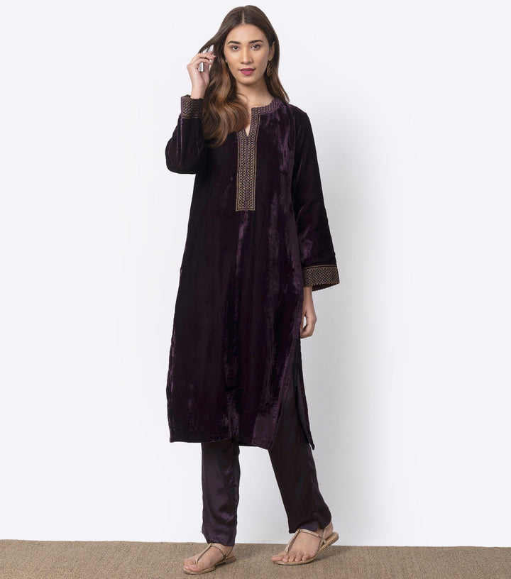 Plum Velvet embroidered Kurta