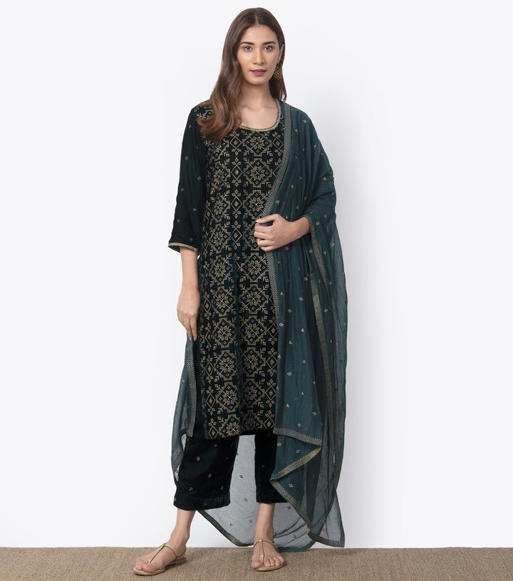 emerald Green Velvet embroidered suit Set