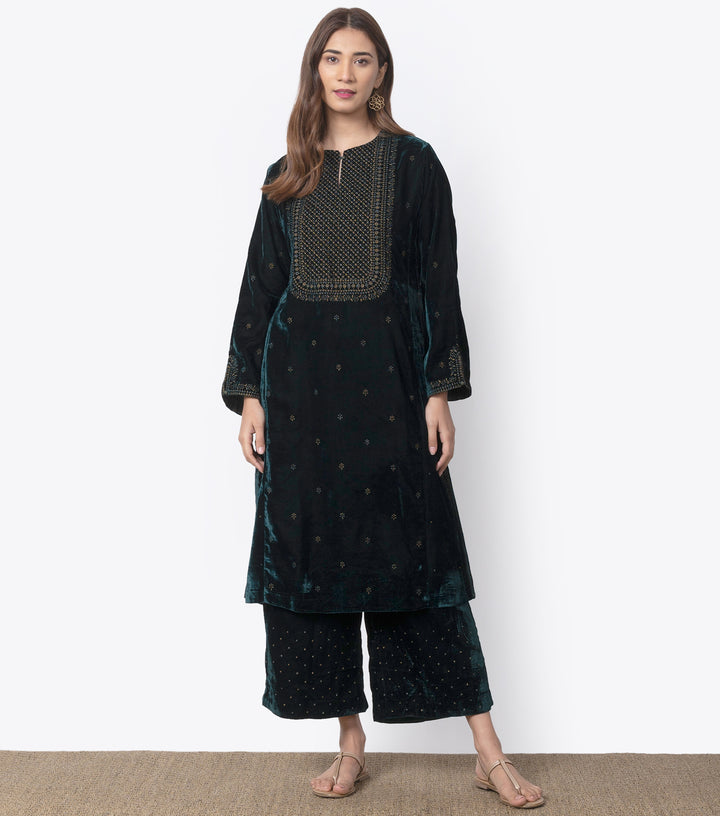 Green Velvet Embroidered Kurta set