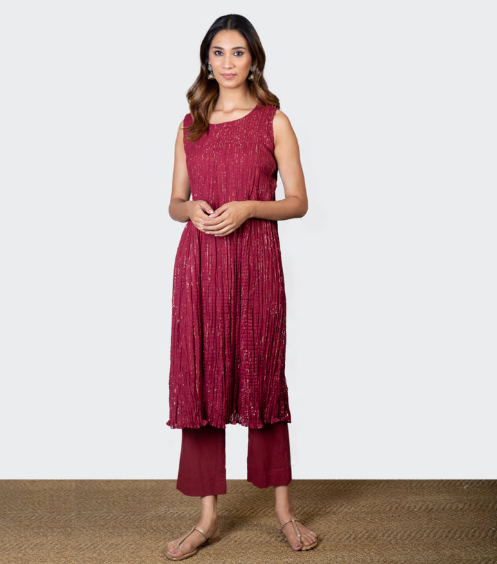 Maroon embroidered Chanderi Cape & Pants Set