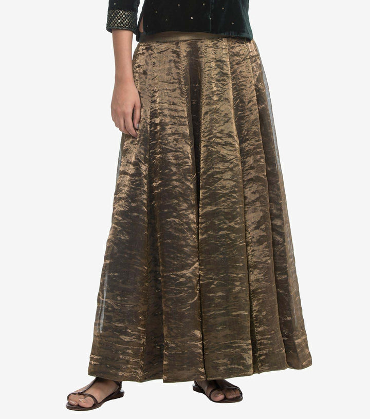 Gold solid flared skirt