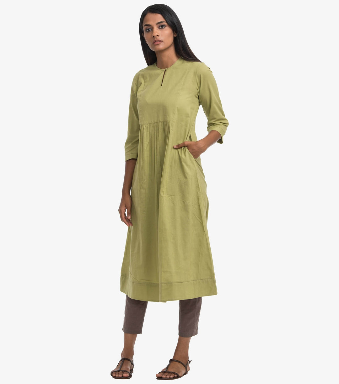 Green solid cotton flared kurta