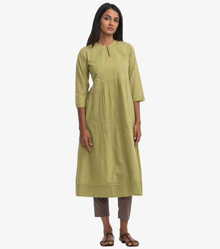 Green solid cotton flared kurta